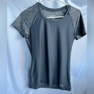 Under Armour Heat Gear Fitted Scoop Neck Short Sleeve Women's Small
